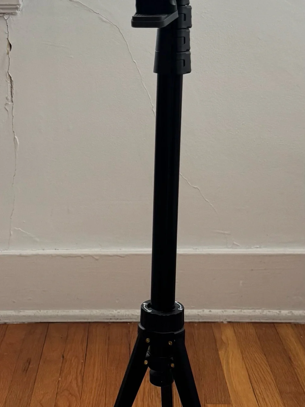 UBeesize black Camera/Light Tripod Stand with Adjustable Head